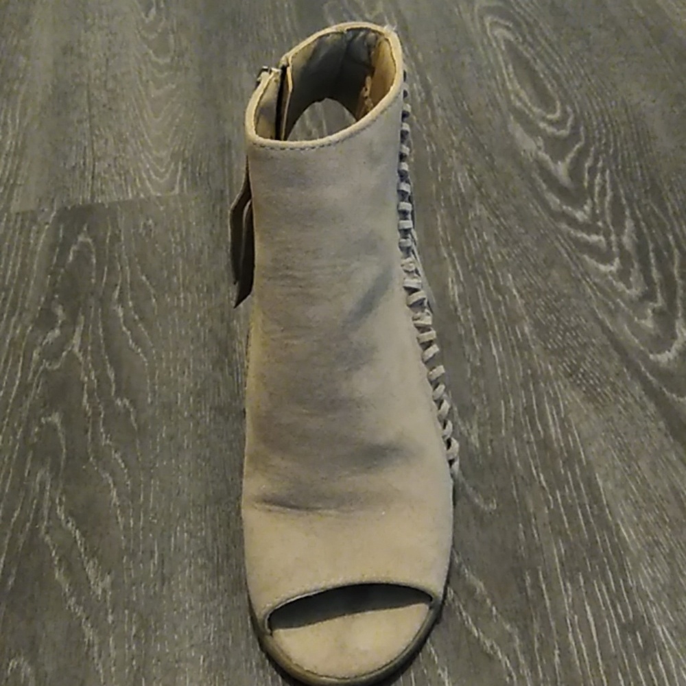 Booties - Picture 3 of 4